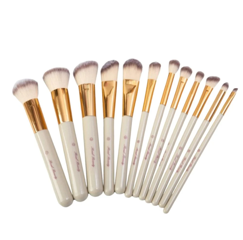 ريل بيوتي مجموعة فرشاة مكياج 12 قطعة بعلبه جلد ابيض - الصورة 2